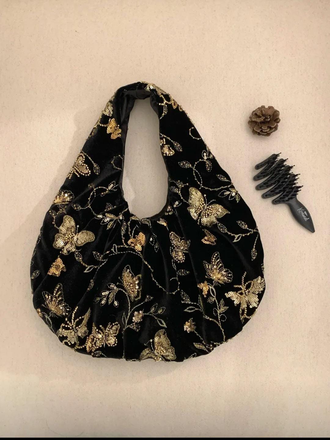 【004】Golden Butterfly Velvet Embroidered Handbag