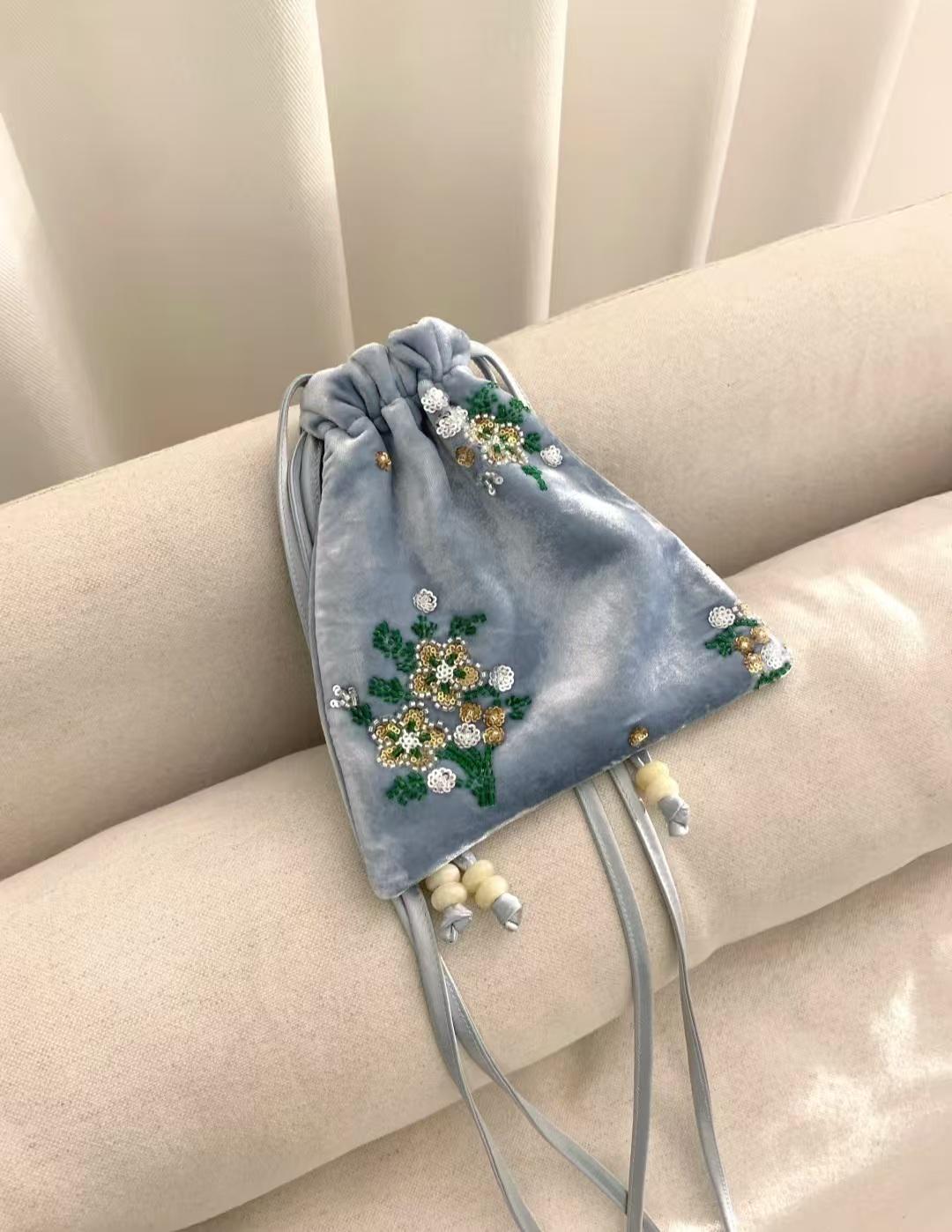 Powder Blue Velvet Crossbody Bag – 20×19 cm Floral Beaded Sequin Embroidery | Dusty Rose