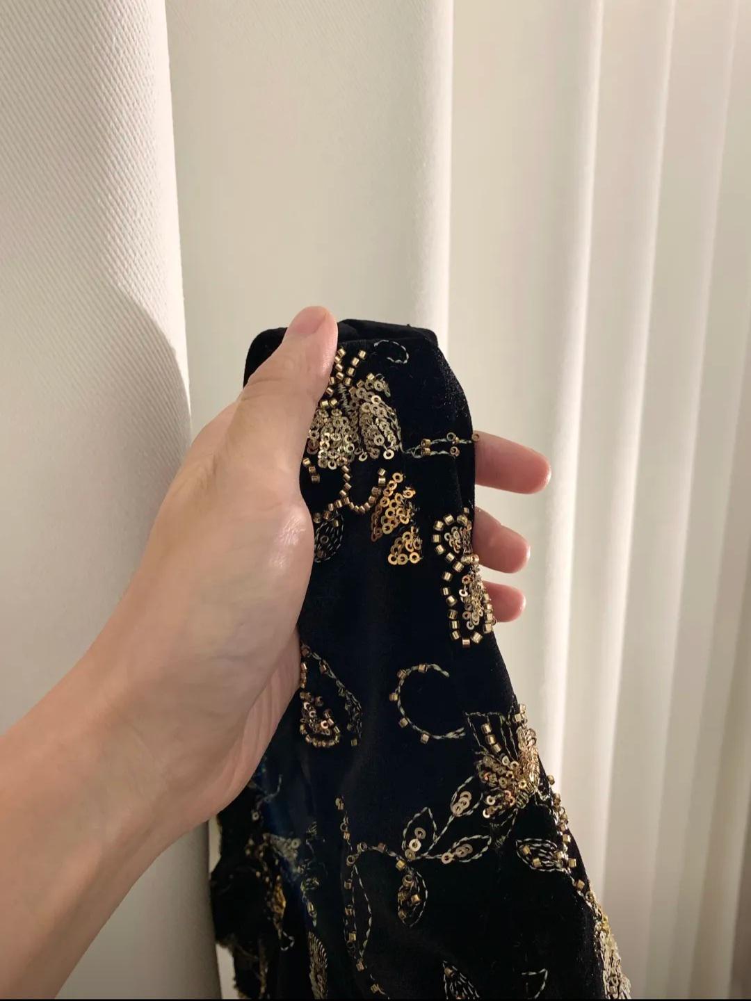 【004】Golden Butterfly Velvet Embroidered Handbag