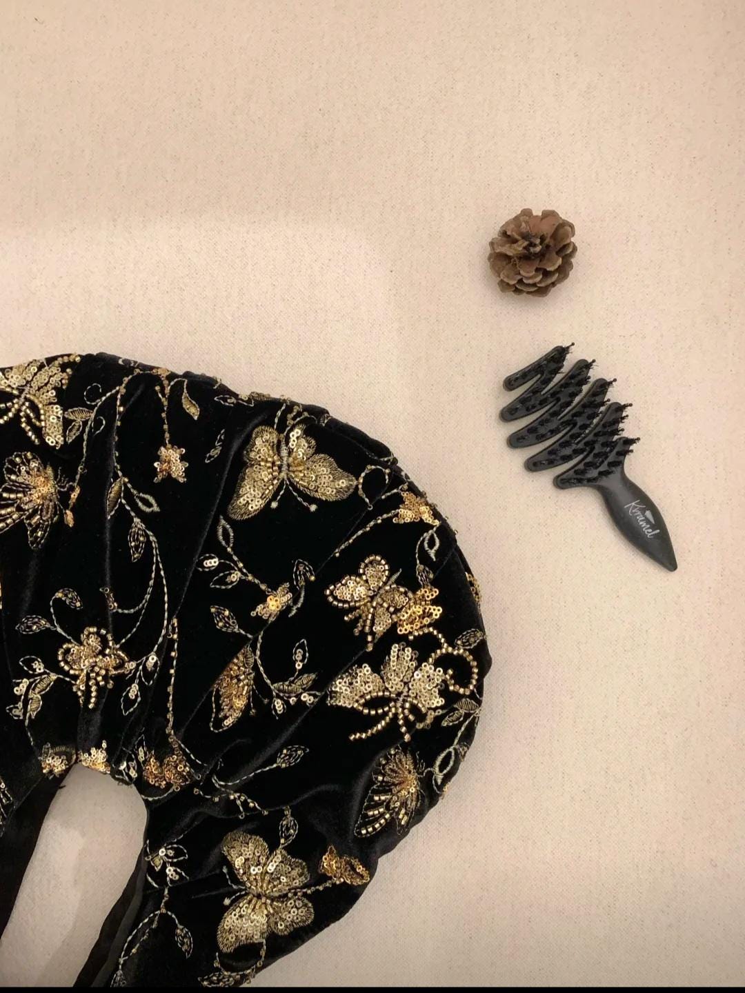 【004】Golden Butterfly Velvet Embroidered Handbag