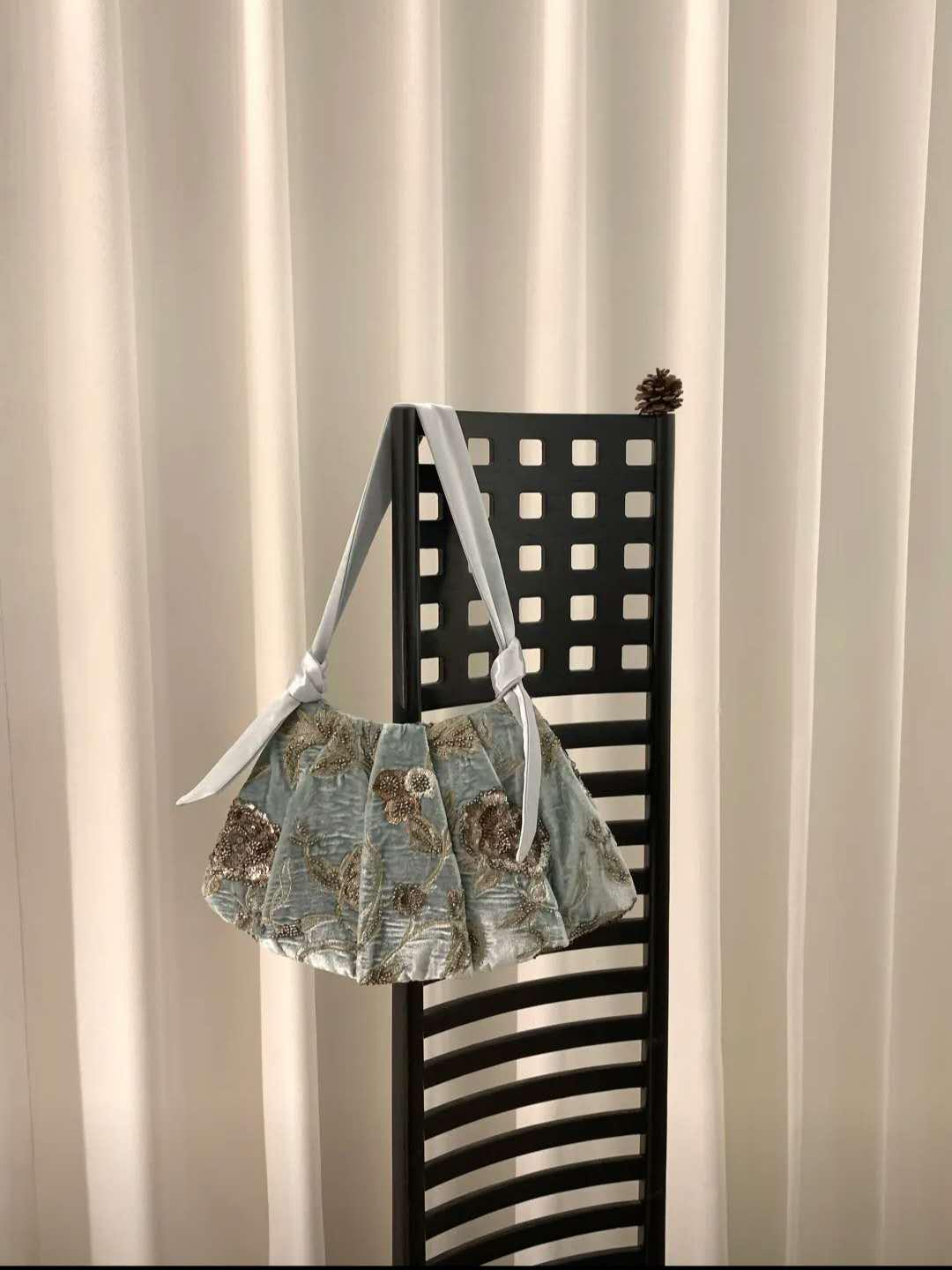 【008】Limited Edition - Embroidered & Beaded Velvet Fan-Shape Handbag