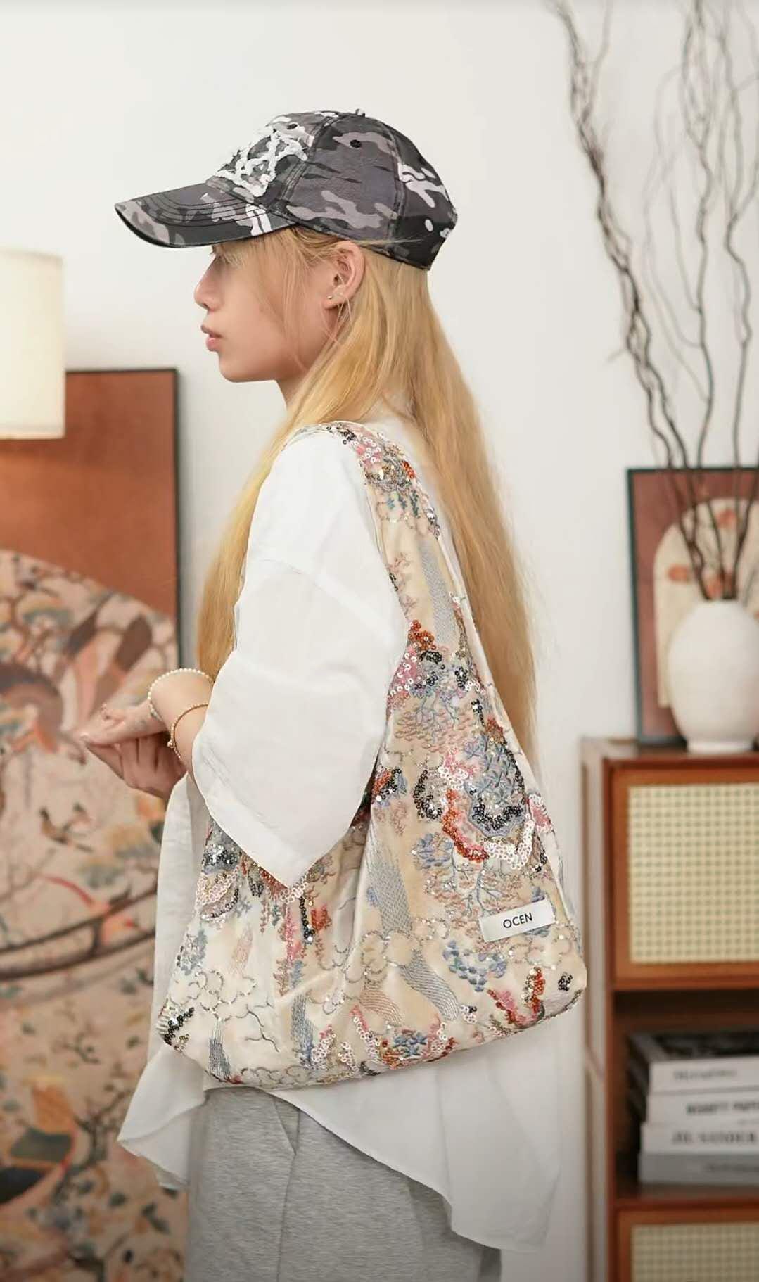 【033】Beige Velvet Sequin Hobo Bag – Large Floral Beaded Tote