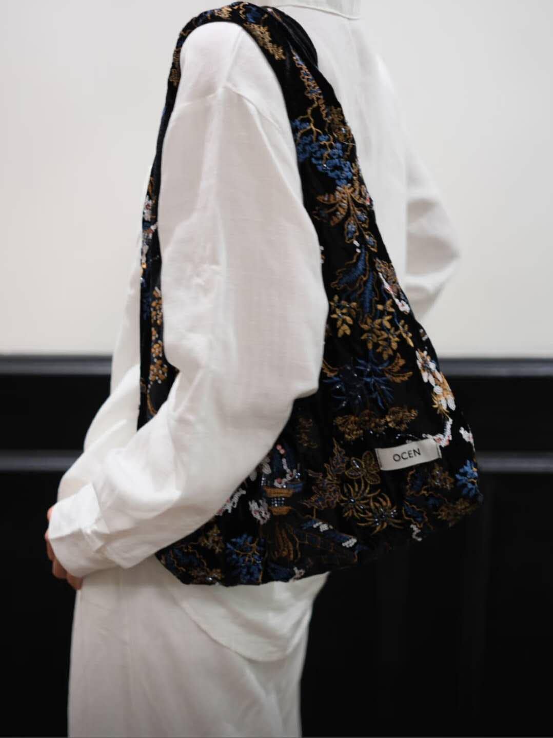 【035】Black Velvet Sequin Hobo Bag – Large Floral Beaded Tote Bag