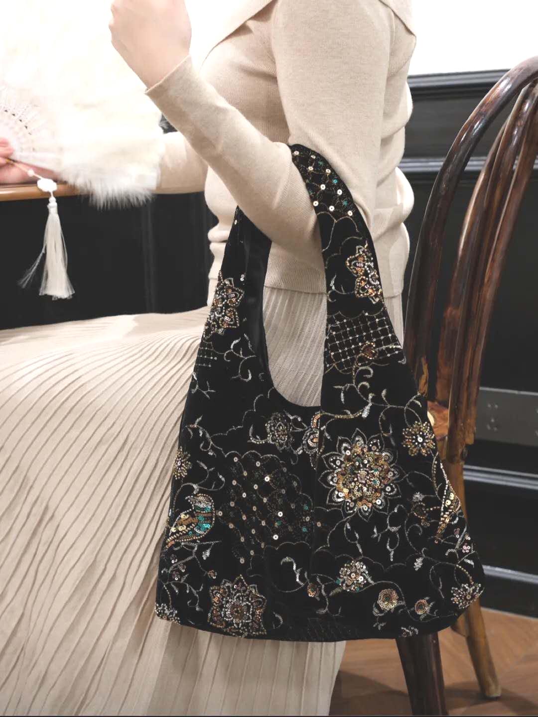 【017】Velvet Embroidered Bird & Floral Beaded Hobo Bag