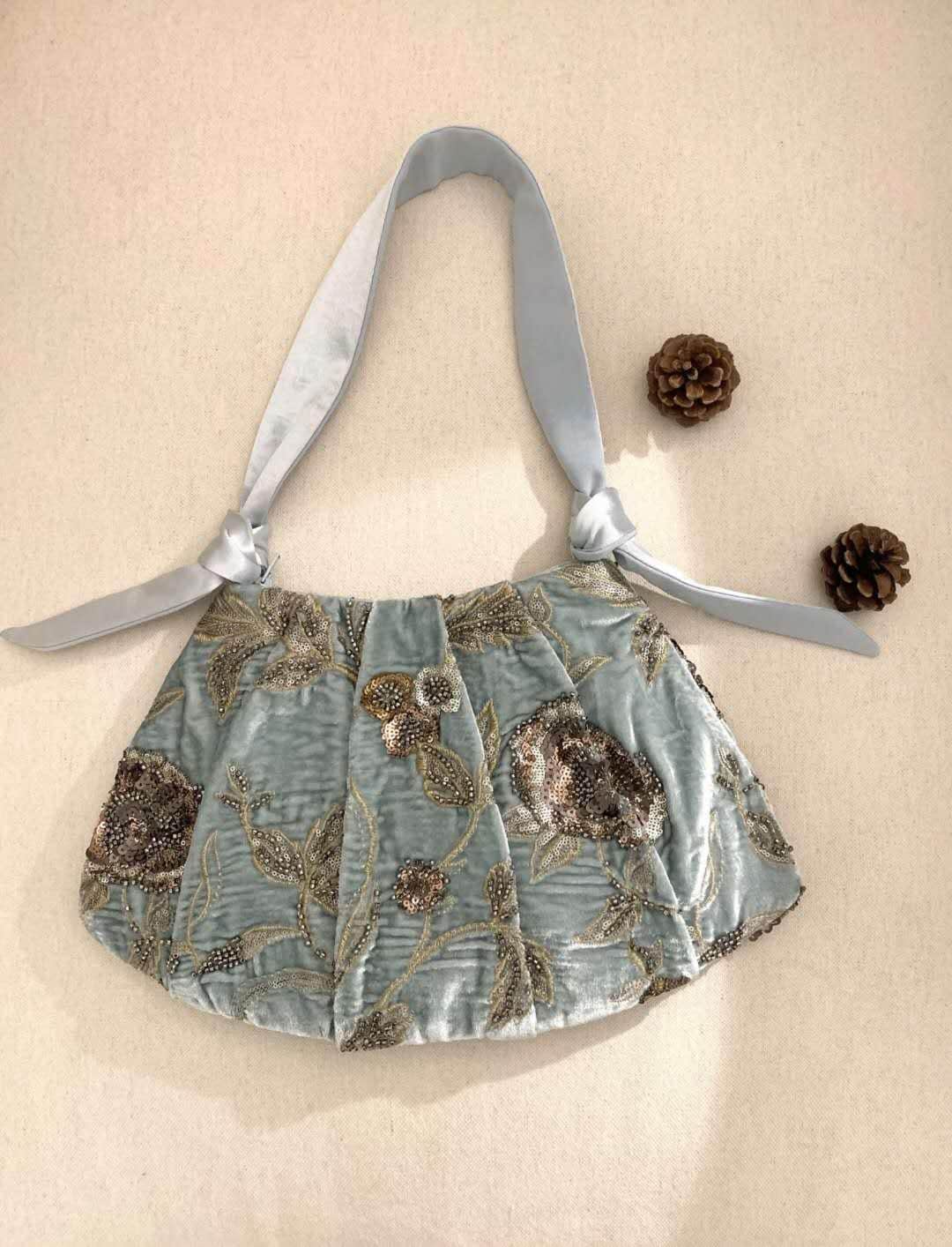 【008】Limited Edition - Embroidered & Beaded Velvet Fan-Shape Handbag