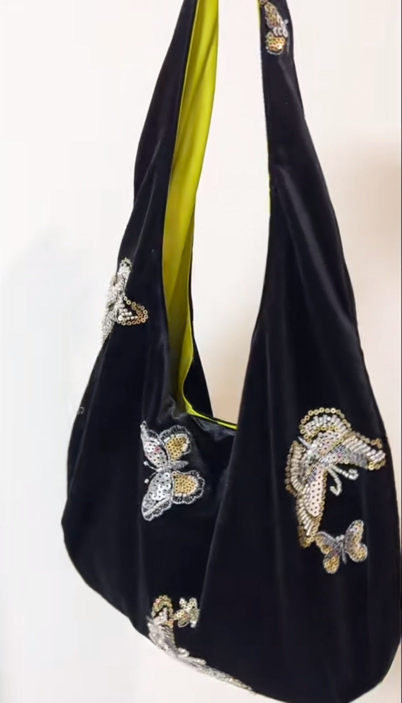 【018】Black Velvet Embroidered Bag - Oriental Butterfly Beaded Shoulder Bag