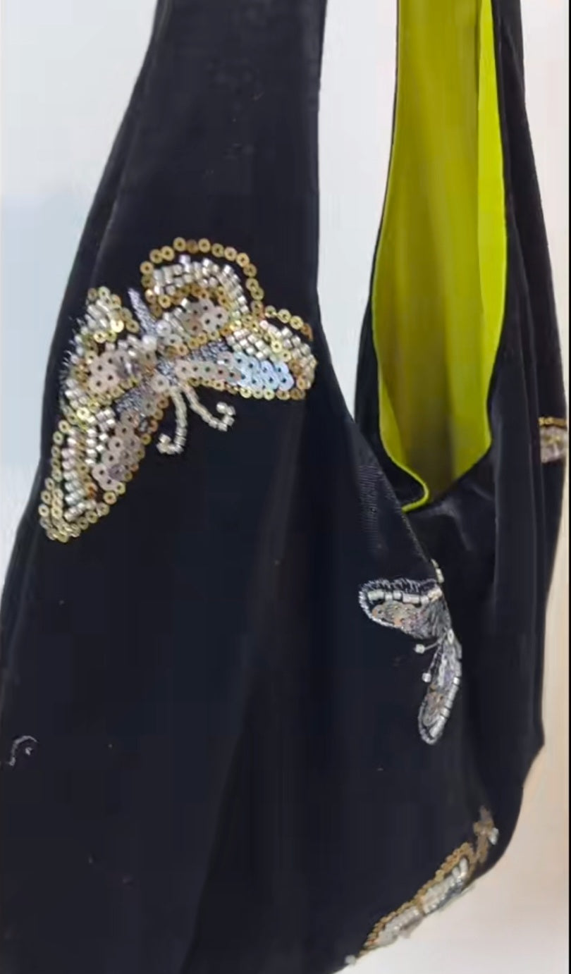 【018】Black Velvet Embroidered Bag - Oriental Butterfly Beaded Shoulder Bag