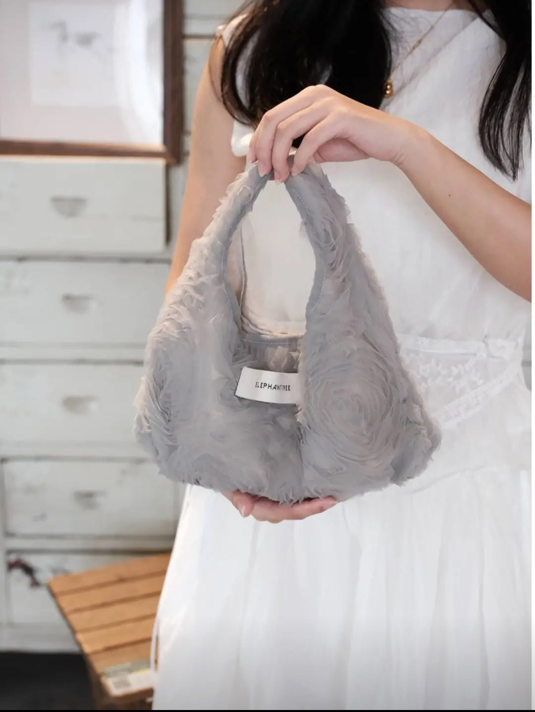 【044】Grey Rose Tulle Handbag – Romantic Wristlet