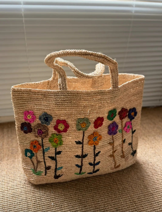 【052】Handmade Raffia Floral Tote Bag – Embroidered Summer Beach Bag Vacation Style Straw Handbag