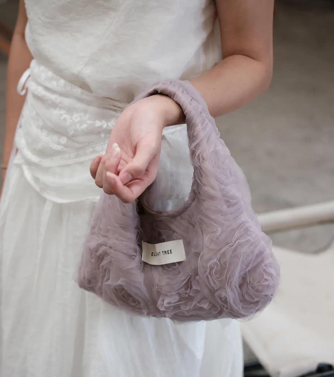 【043】Mauve Rose Tulle Handbag – Romantic Wristlet