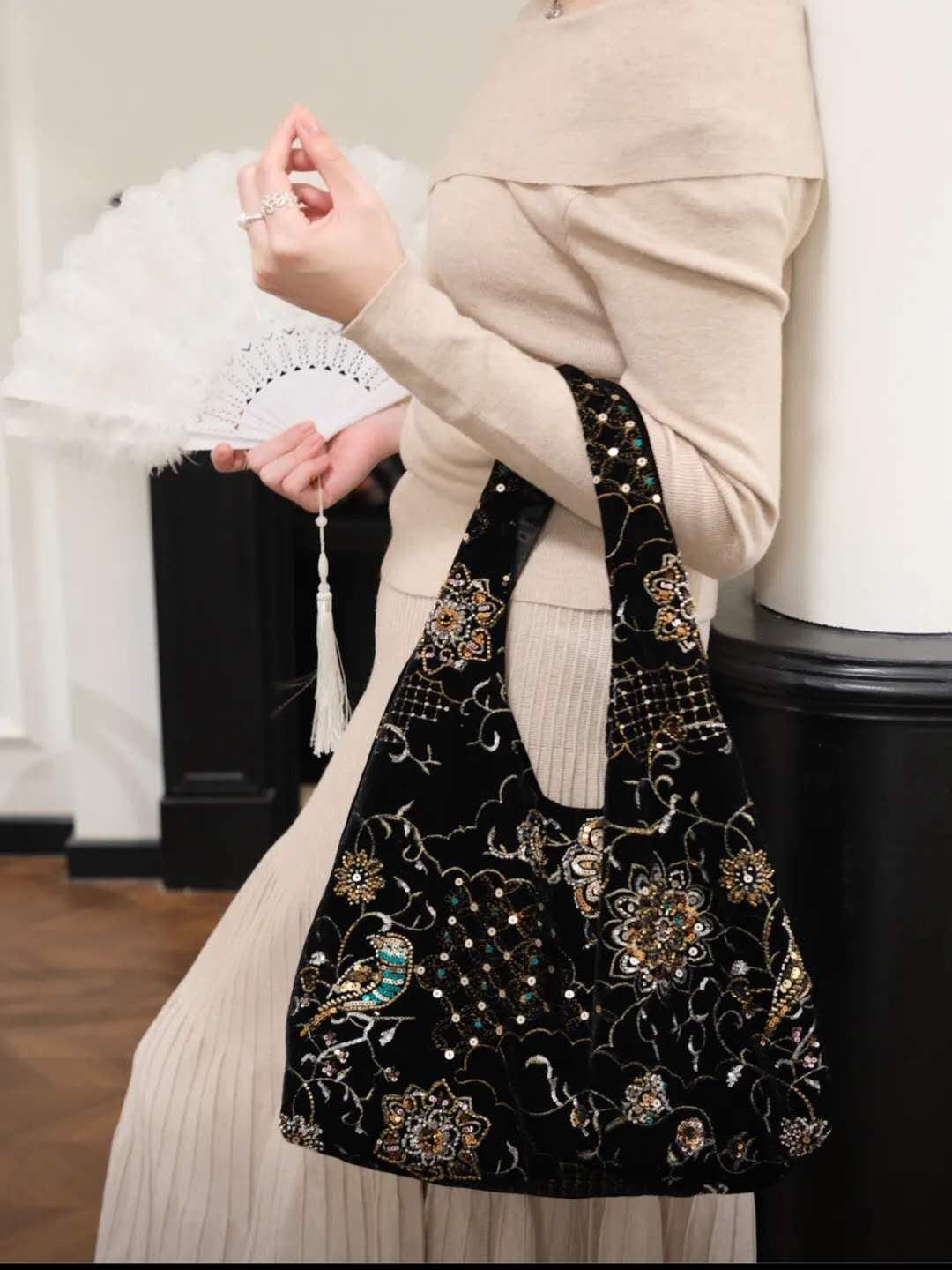 【017】Velvet Embroidered Bird & Floral Beaded Hobo Bag