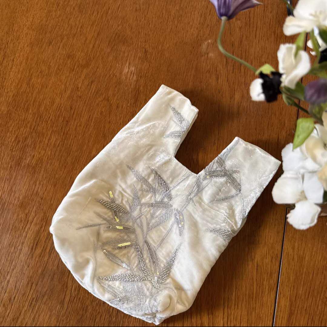 【030】Ivory Silk Velvet Evening Bag - Embroidered Sequin Handbag