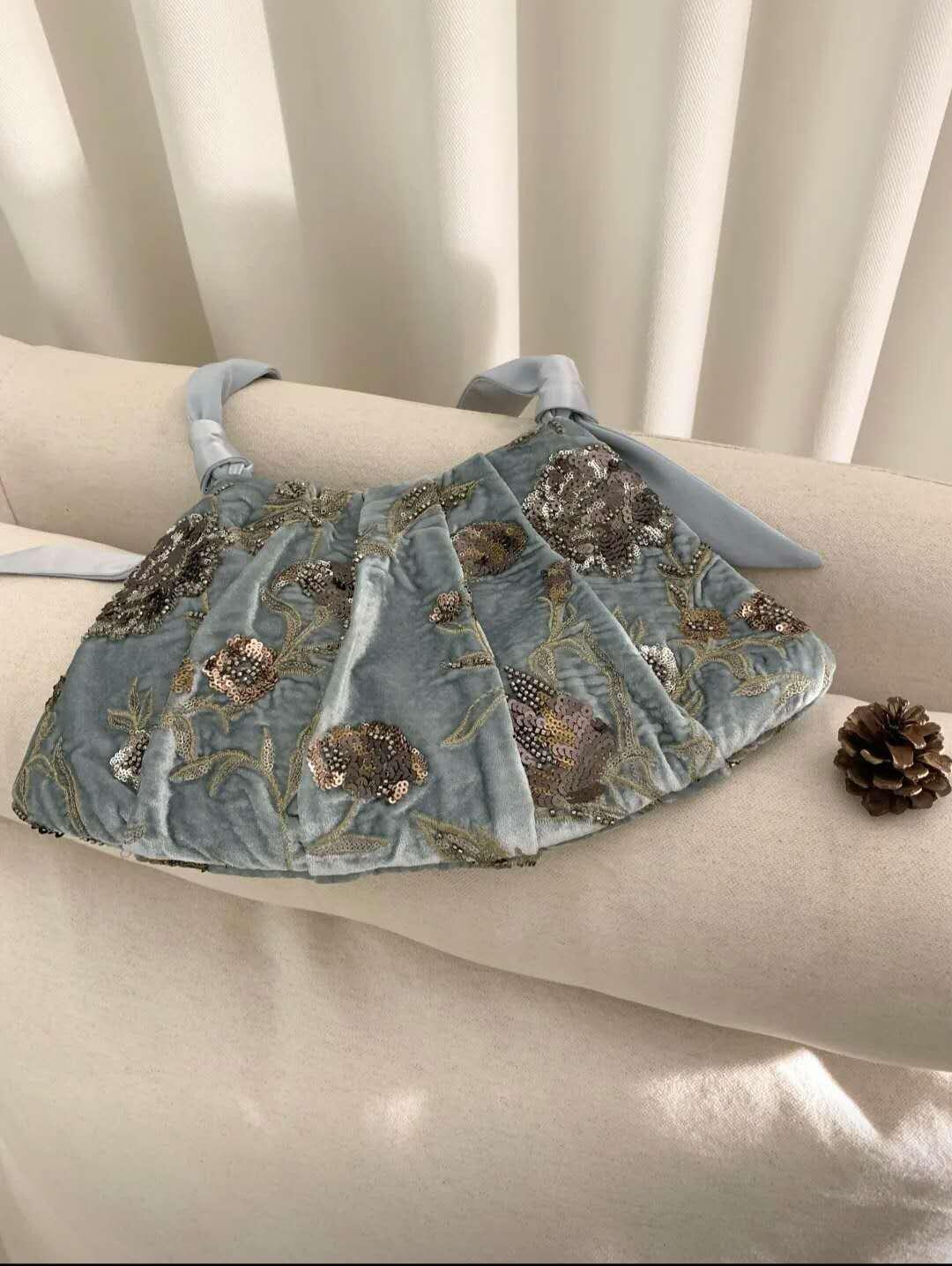 【008】Limited Edition - Embroidered & Beaded Velvet Fan-Shape Handbag